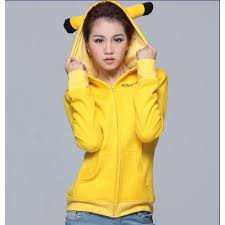 Polerón de Pikachu-Mujer